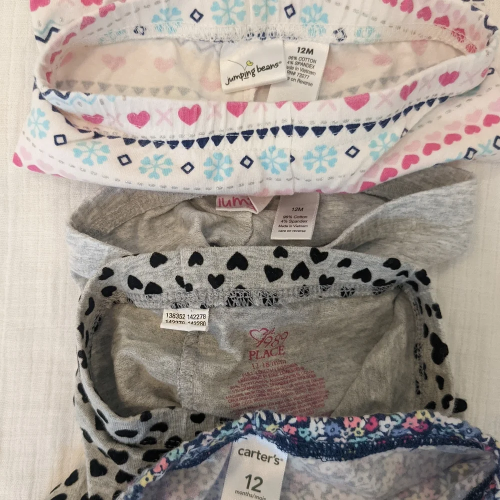 Carter's pants bundle of 4 size 12 months, hearts floral snow Girls Leggings